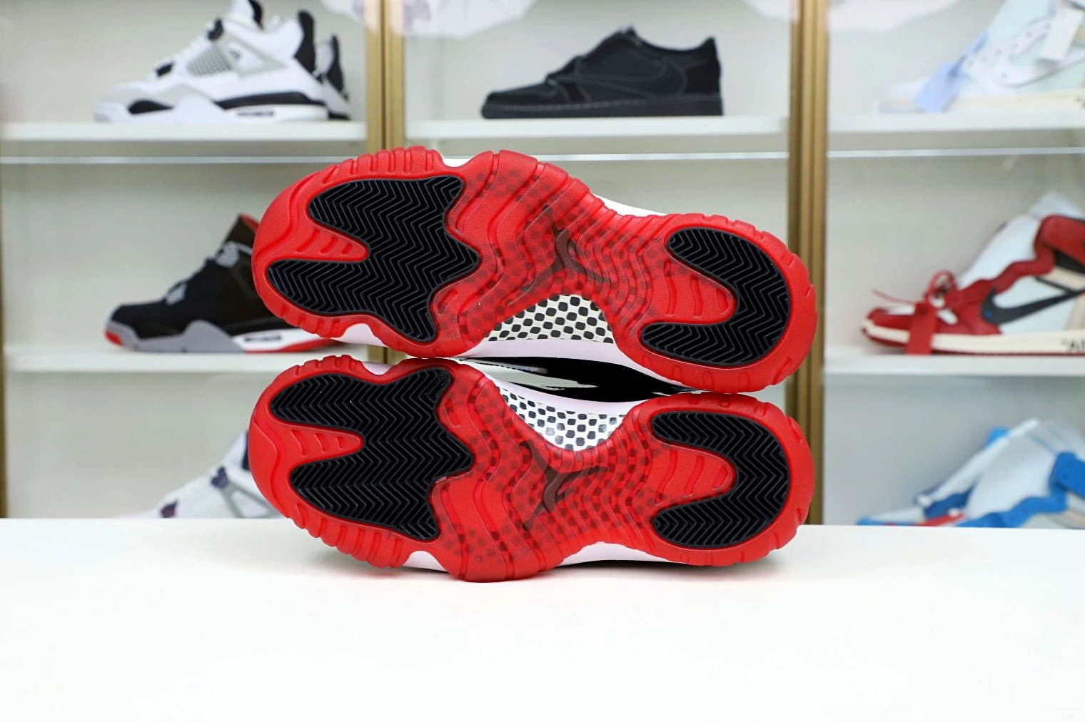 JORDAN 2019 RETRO 11 AIR 'BRED' 0123